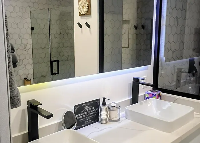 Clearwater Belize Aparthotel *
